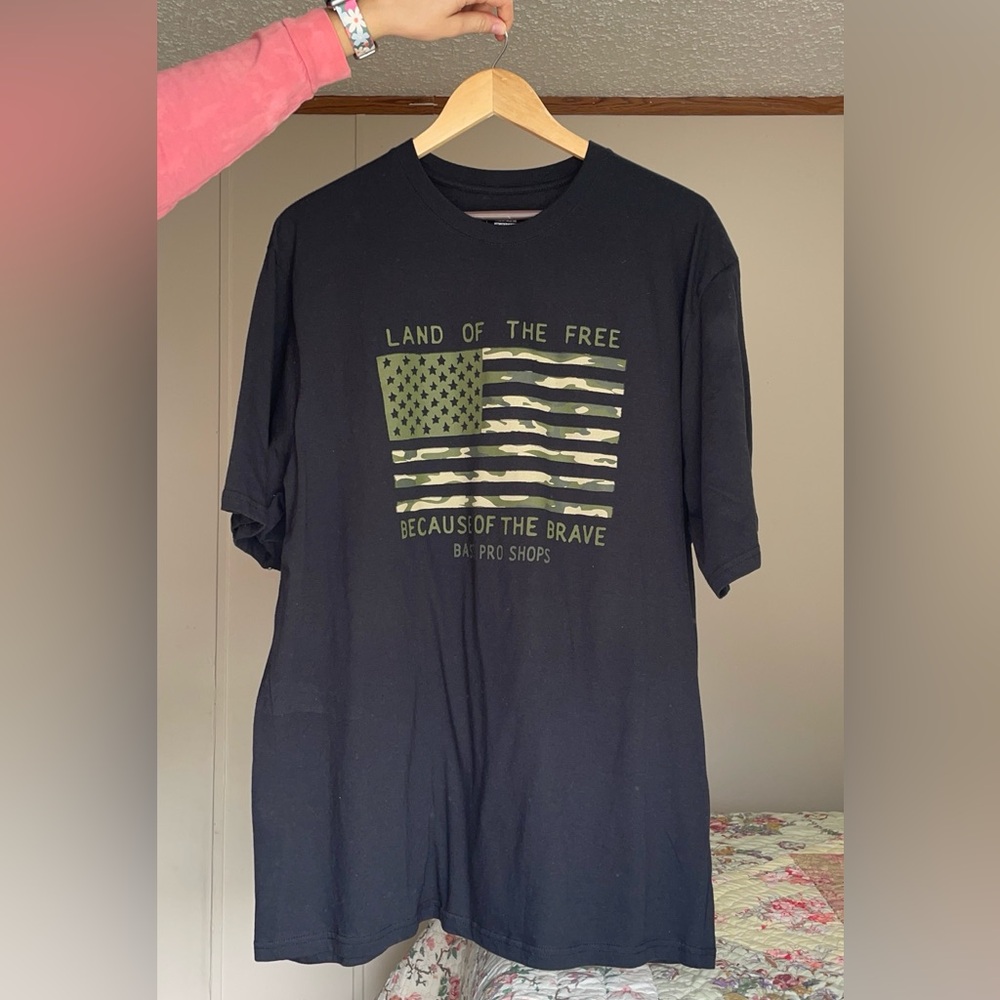 NWOT Bass Pro Camo T-Shirt